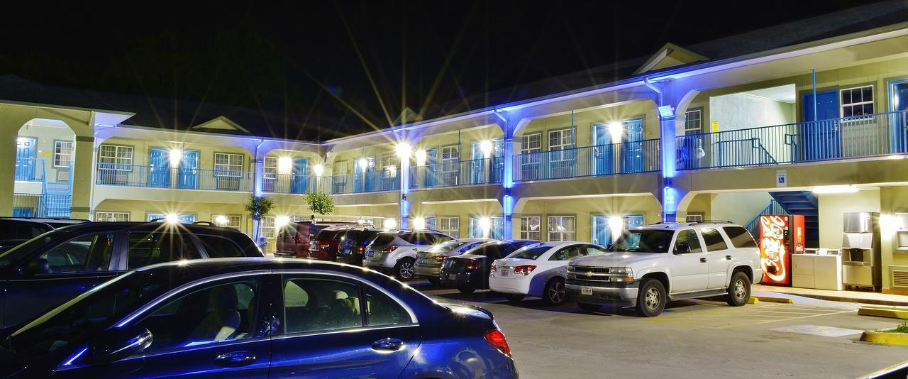 Scottish Inn And Suites อัลวิน ภายนอก รูปภาพ