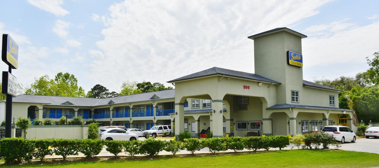 Scottish Inn And Suites อัลวิน ภายนอก รูปภาพ